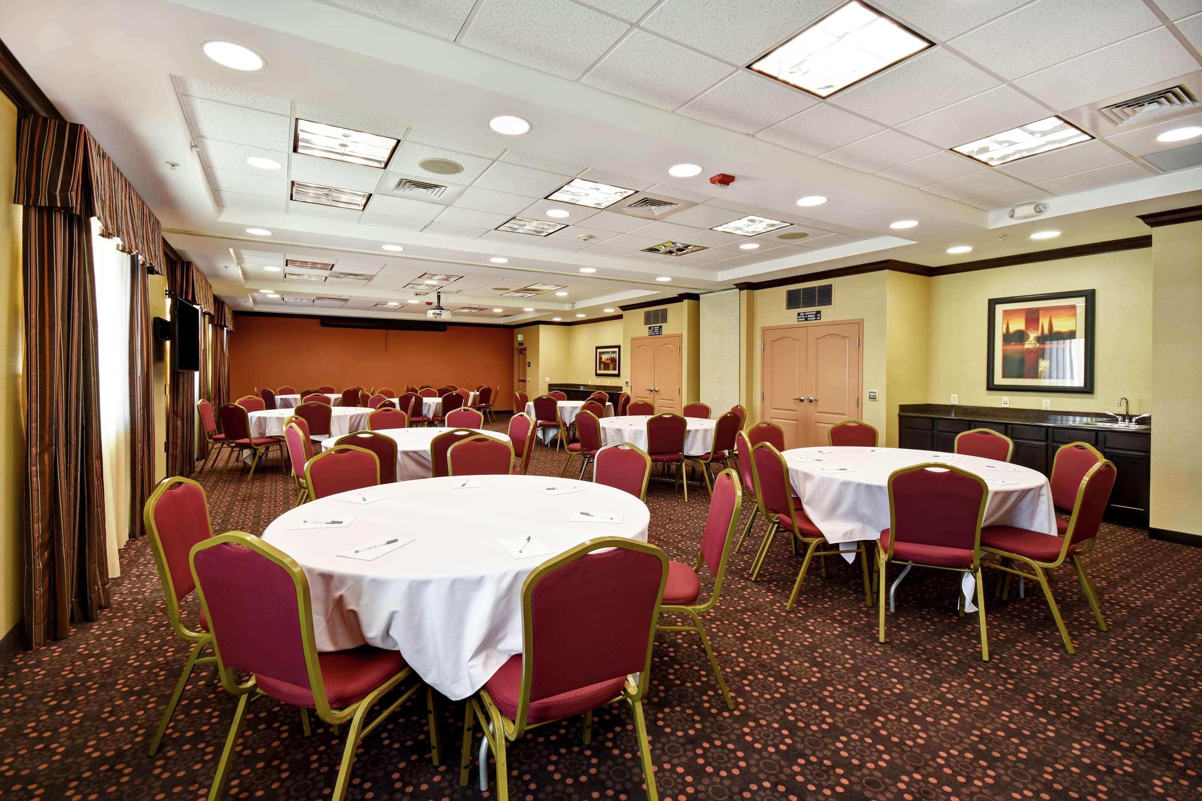 Hampton Inn & Suites Folsom Extérieur photo