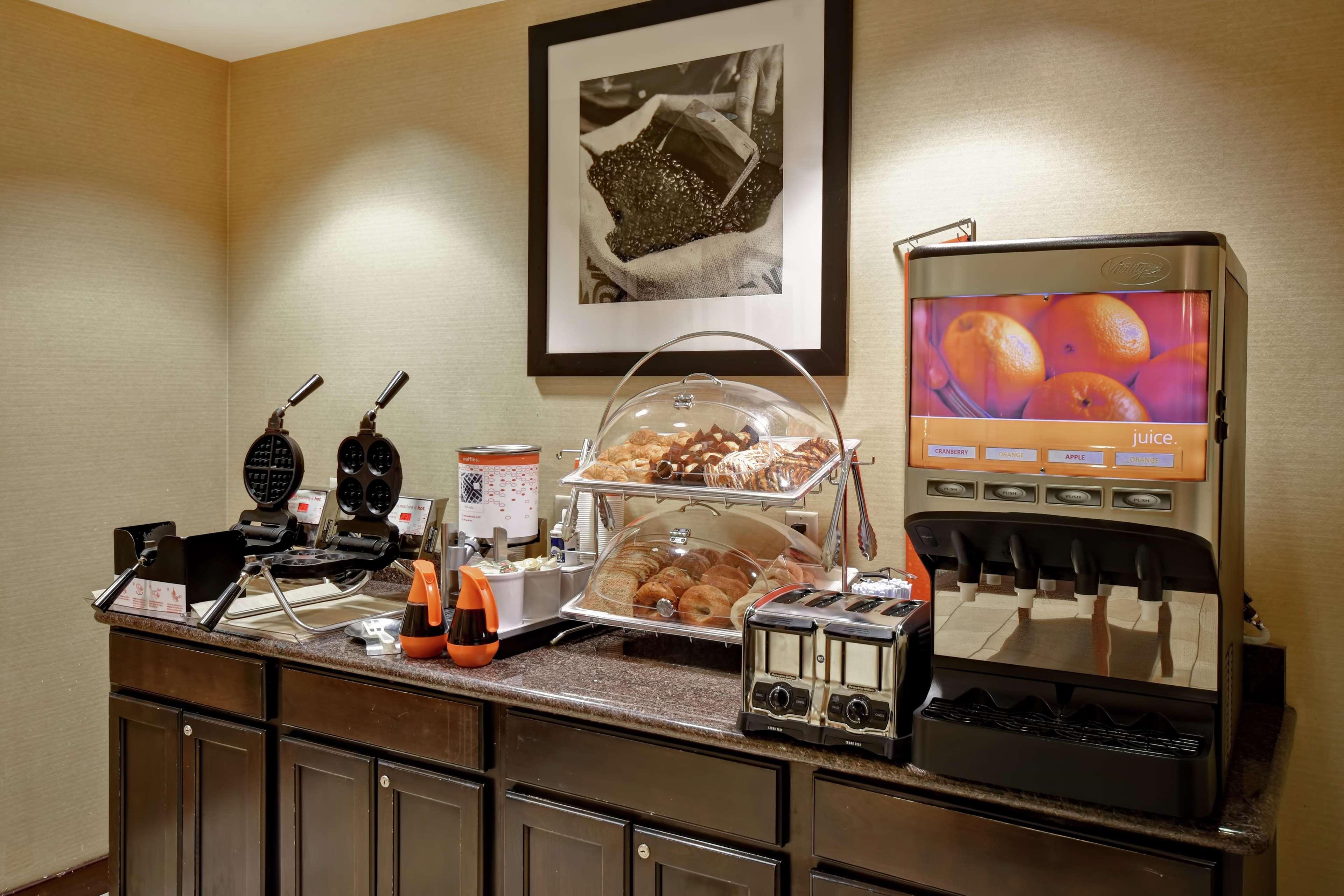 Hampton Inn & Suites Folsom Extérieur photo