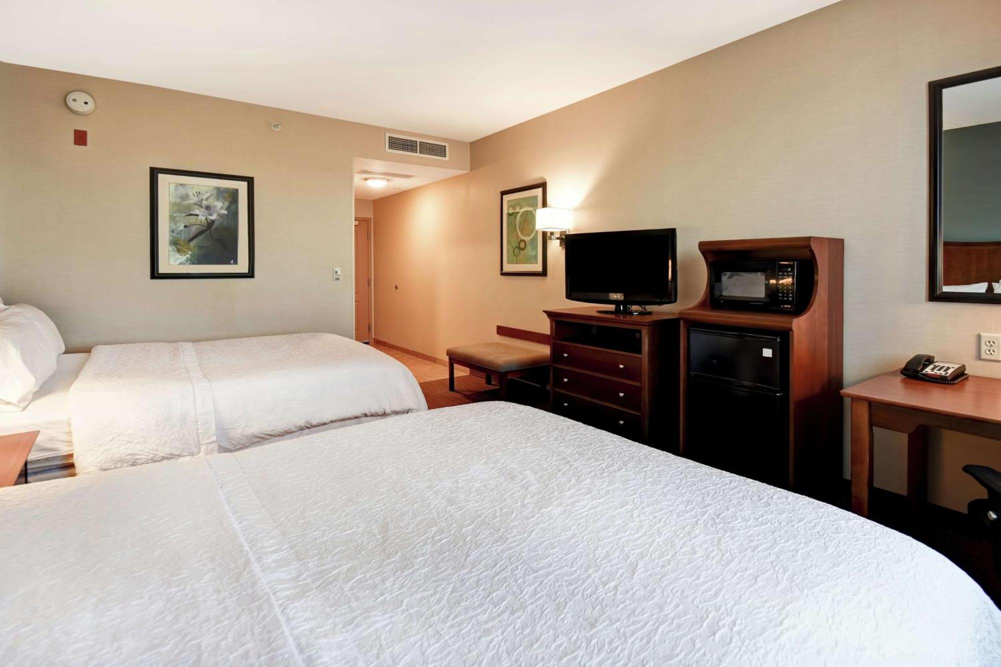 Hampton Inn & Suites Folsom Extérieur photo