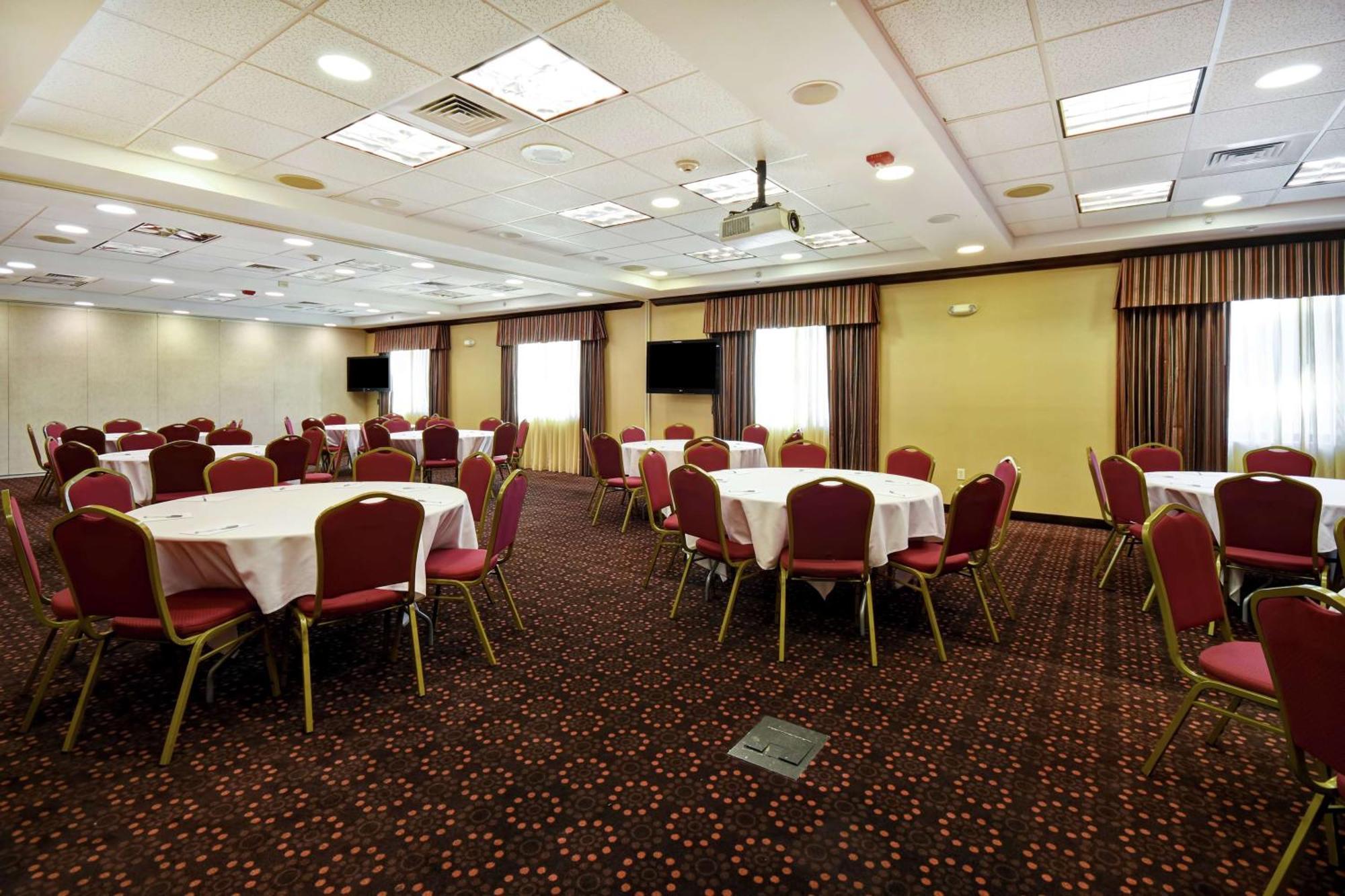Hampton Inn & Suites Folsom Extérieur photo