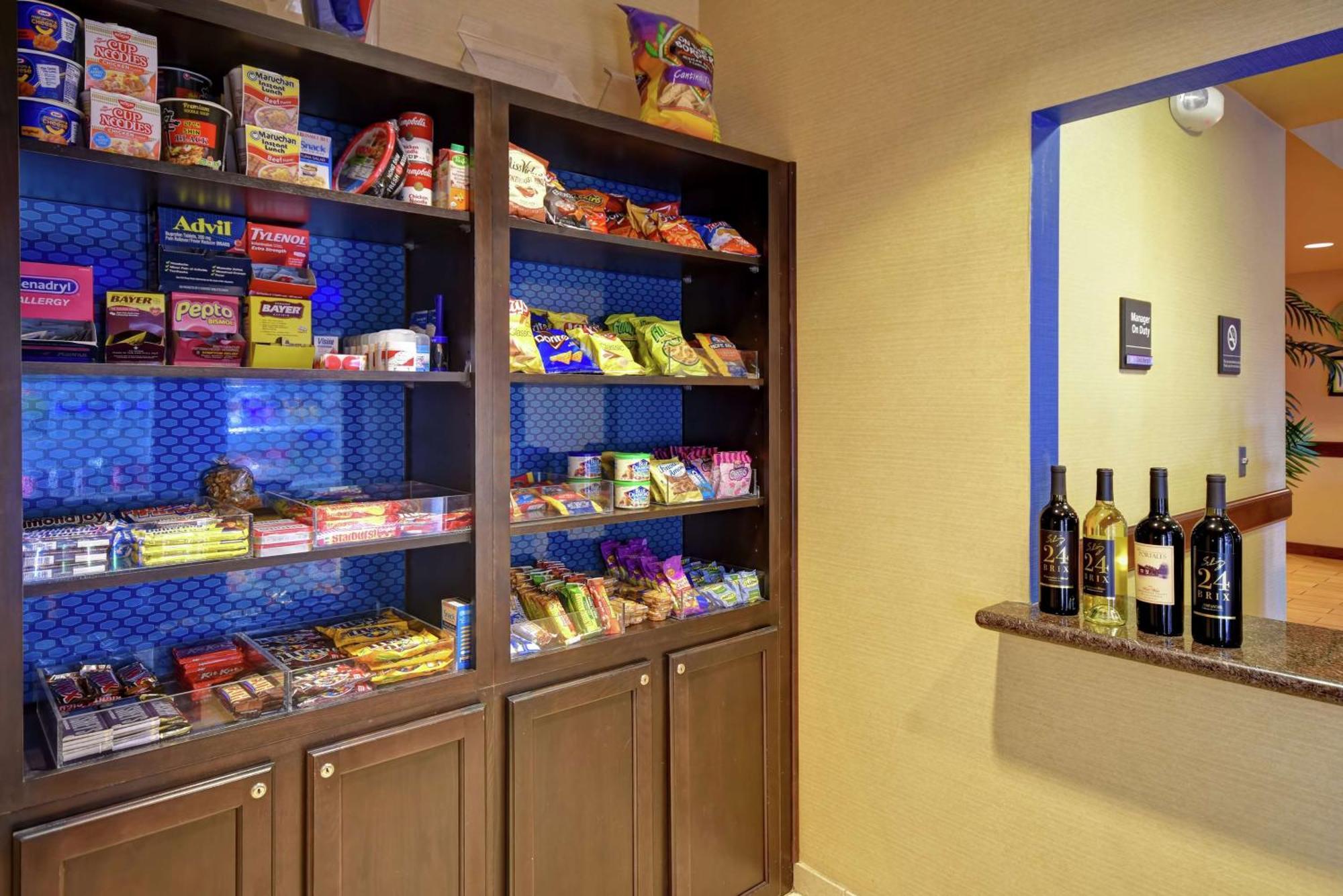 Hampton Inn & Suites Folsom Extérieur photo